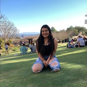 Meet your Posher, Carla